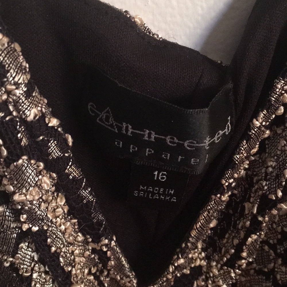 Dress - Picture 5 of 5